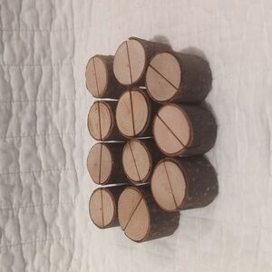 11x wooden placecard/photo holders